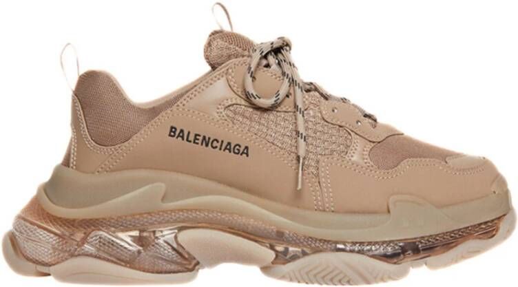 Balenciaga Lichtbruine Triple S Sneakers Vrouw