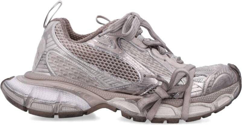 Balenciaga Mesh Sneakers met versleten effect