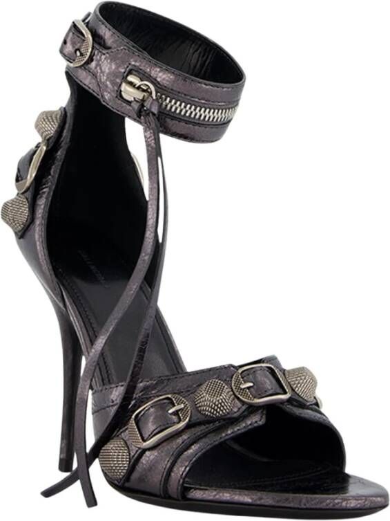 Balenciaga Studded Leren Sandalen met Metallic Afwerking