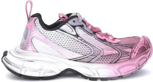 Balenciaga Urban Spray Sneakers met Oversized Design