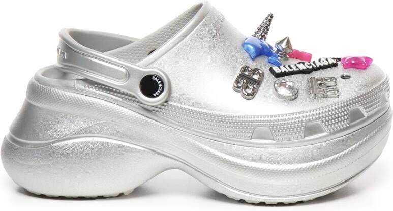 Balenciaga Zilveren Sandalen met Bedels en Logo