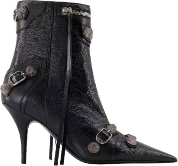 Balenciaga Zwarte leren enkellaarzen Edgy Statement Piece Black Dames