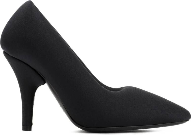 Balenciaga Zwarte Tech Stof Pumps Met Puntige Neus Black Dames