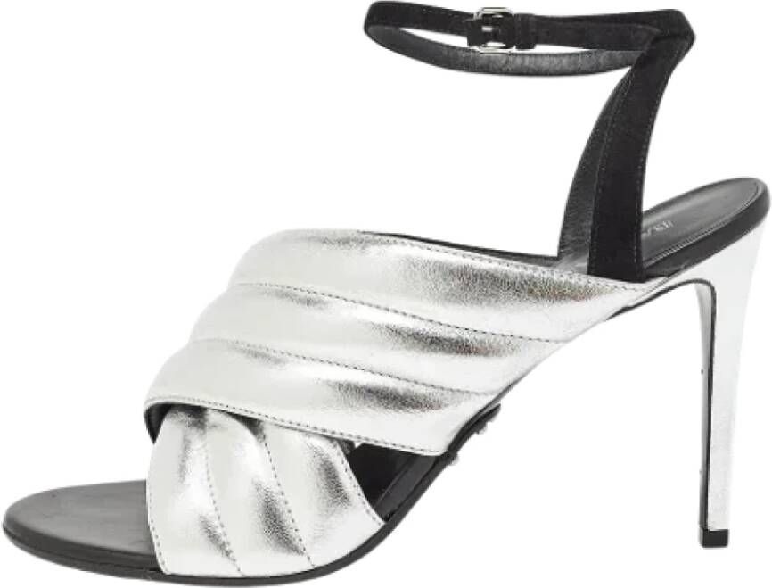 Balmain Pre-owned Leather sandals Gray Dames