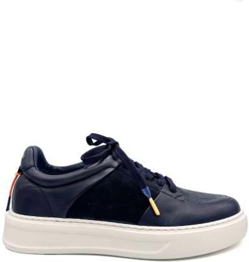 Barracuda Essentiële Sneaker met Kleurrijke Details