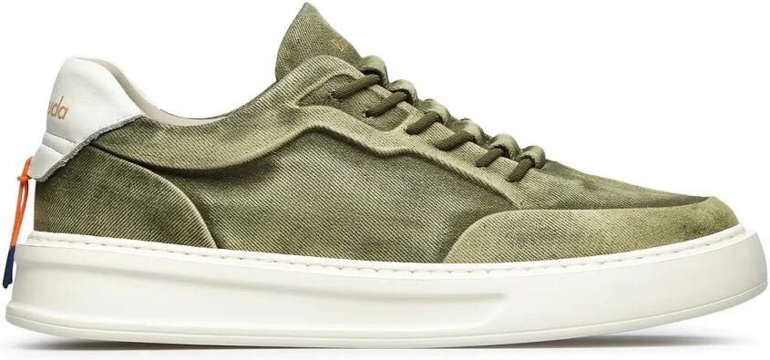 Barracuda Sneakers