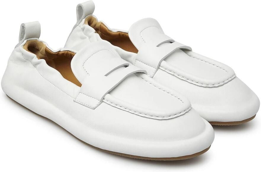 Barracuda Witte platte schoenen Tijdloze stijl