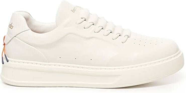 Barracuda Witte Leren Sneakers met Logodetails