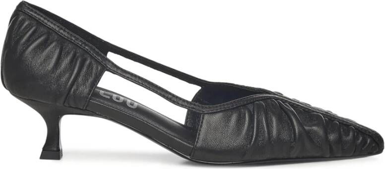 Bibi Lou Zwarte Leren Hakken Pumps V-Hals Stijl