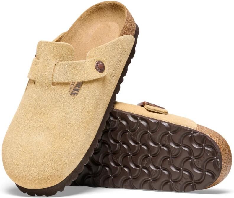 Birkenstock Beige Sandalen met Suède Bovenwerk en Verstelbare Metalen Gesp Beige