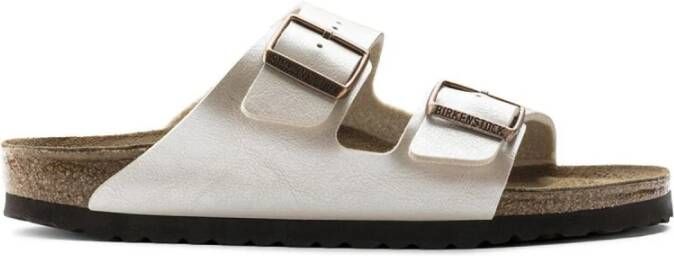 Birkenstock Glanzende Sandaalstijl Beige Dames