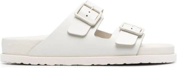New Balance Stijlvolle Vetersneakers voor Mannen