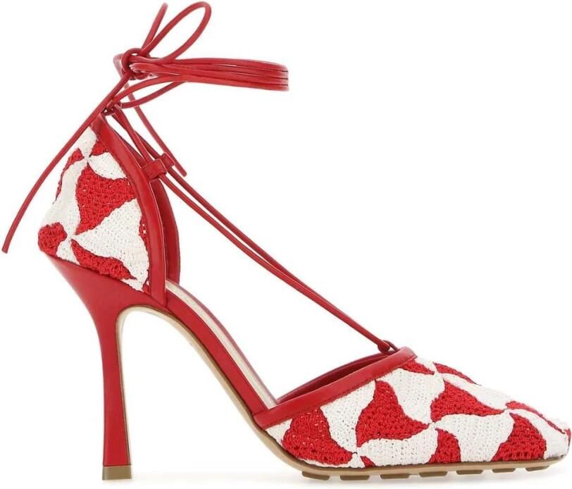 Bottega Veneta Geweven Sandalen met Stilettohak en Vetersluiting