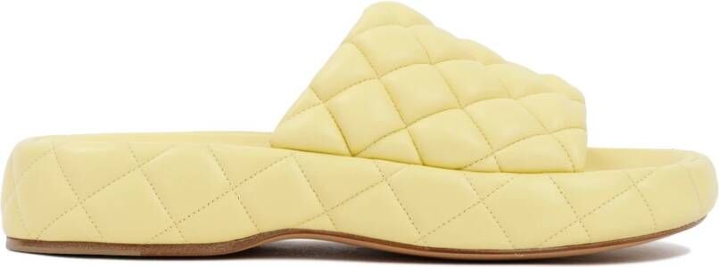 Bottega Veneta Gewatteerde Leren Sandalen Geel Oranje Yellow Dames