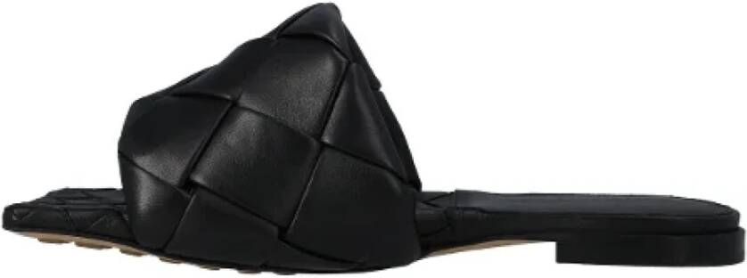 Bottega Veneta Leather flats Black Dames