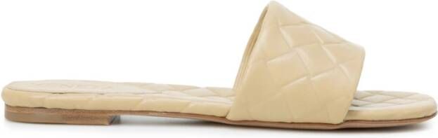 Bottega Veneta Leren sandalen met weefmotief Beige Dames