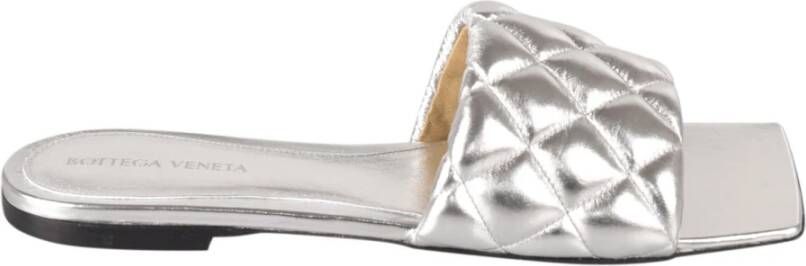 Bottega Veneta Luxe Leren Sliders voor Vrouwen Gray Dames