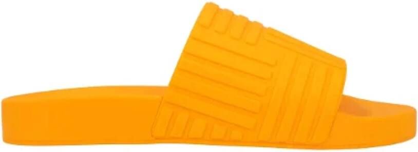 Bottega Veneta Oranje Rubberen Slippers met Ergonomische Binnenzool Oranje Dames