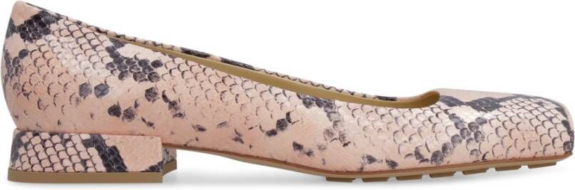 Bottega Veneta Slangenleer Schoenen met Rubberen Studs