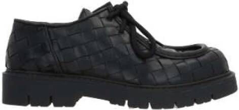 Bottega Veneta Zwarte leren platte schoenen met Intrecciato VN patroon Black Heren