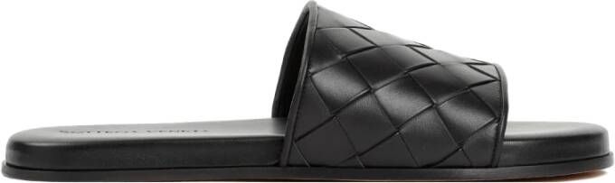 Bottega Veneta Zwarte Leren Sandalen Elegante Stijl