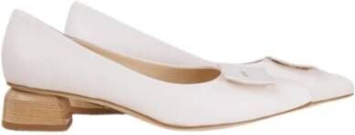 Brunate Witte puntige neus leren pump White Dames