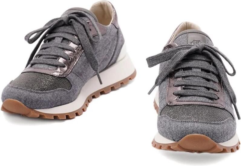 Brunello Cucinelli Grijze Platte Schoenen met Vetersluiting