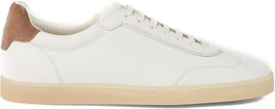 Brunello Cucinelli Witte leren sneaker met suède label