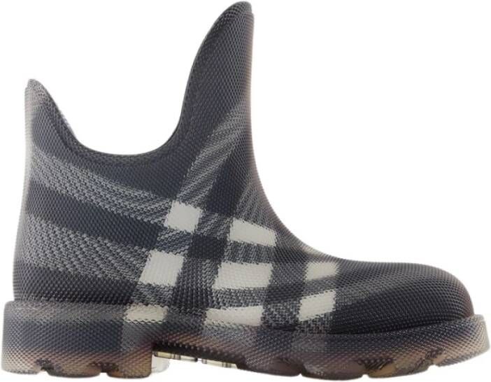Burberry Boots Lf Marsh Low Ankle Boots Rubber Black in zwart