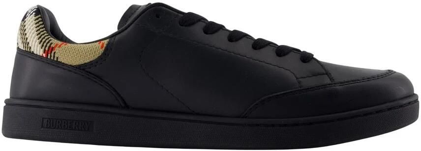 Burberry Set Sneakers