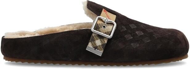 Burberry Mules met haar