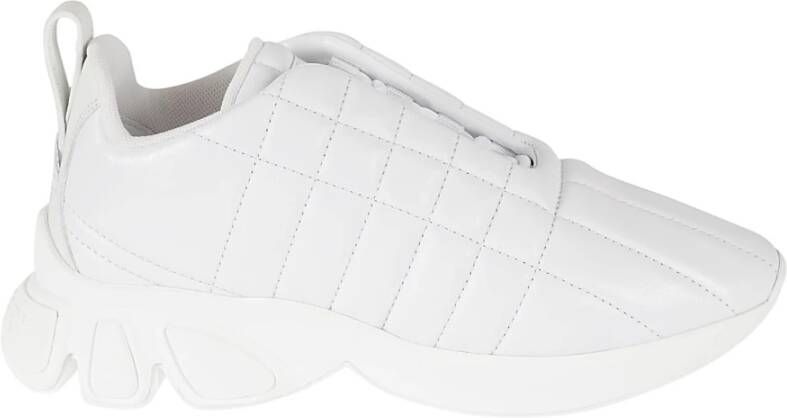 Burberry Dames LF TNR Axburton L 6 QLT Sneakers Wit Dames