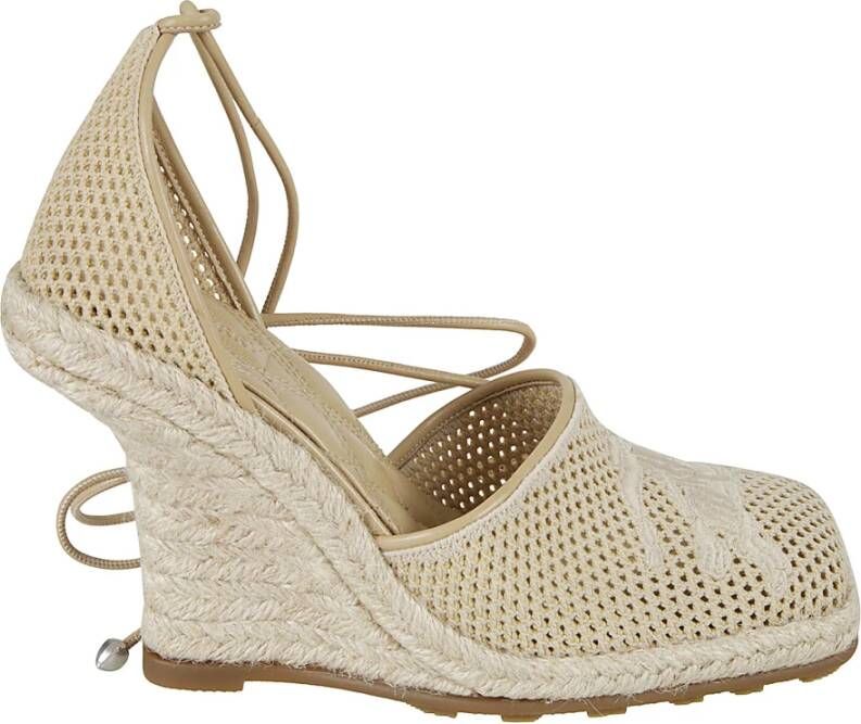 Burberry Gehakte Modieuze Schoenen Beige Dames