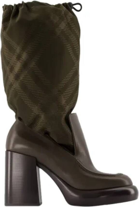 Burberry Leather boots
