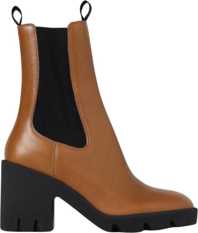 Burberry Leren Enkelboots met Halfhoge Hak