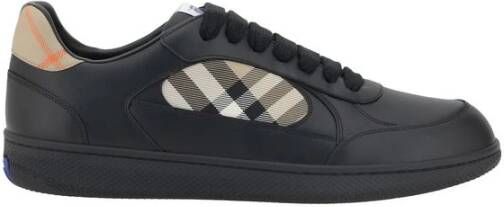 Burberry Leren Sneakers met Equestrian Knight Design