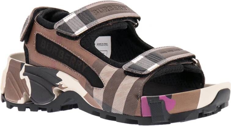 Burberry Sandals Bruin Dames Schoenen