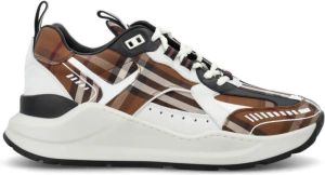 Burberry Sneaker met ruitdessin en colour blocking