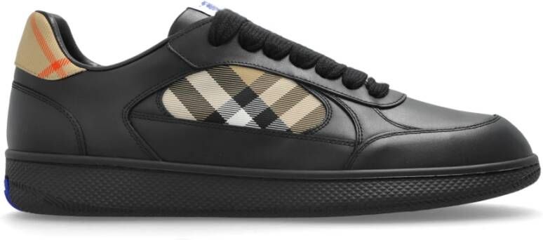 Burberry Sneakers met logo