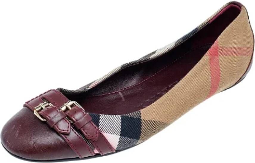 Burberry Vintage Pre-owned Canvas flats Beige Dames