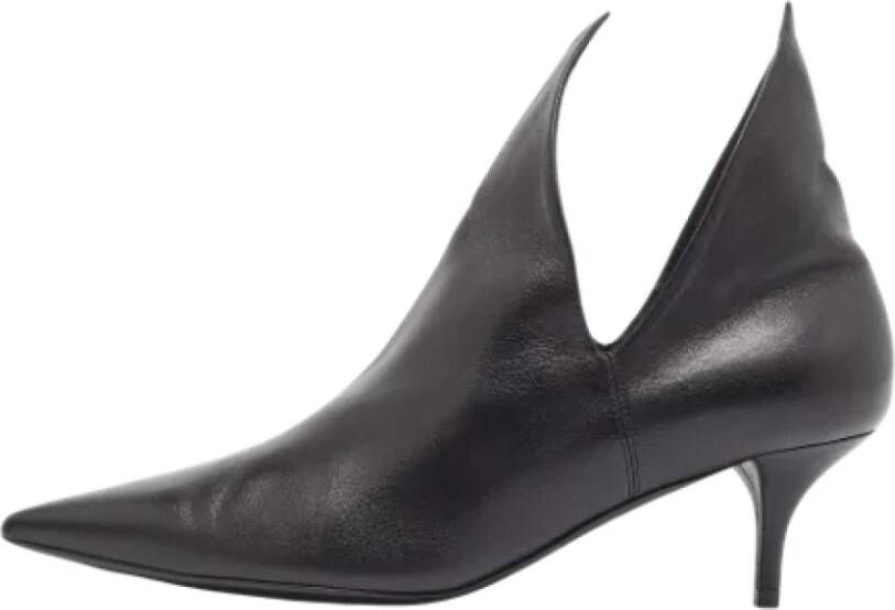 Burberry Vintage Pre-owned Leather heels Black Dames