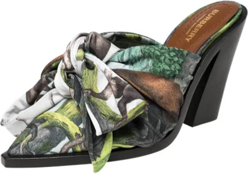 Burberry Vintage Pre-owned Satin sandals Multicolor Dames