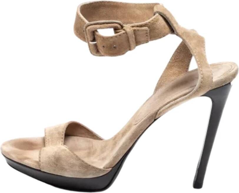 Burberry Vintage Pre-owned Suede sandals Beige Dames