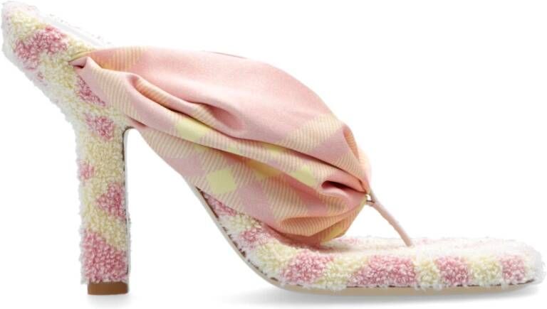 Burberry Witte Leren Sandalen met Check Print Pink Dames