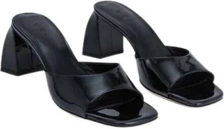 By FAR Zwarte Lakleren Hoge Hak Sandalen Black Dames