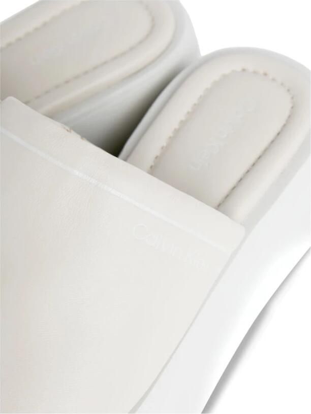 Calvin Klein Beige Flatform Slide Slippers - Foto 4