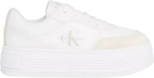 Calvin Klein Plateausneakers BOLD PLATF LOW LACE MIX ML BTW met logo-opdruk aan de zijkant vrijetijdsschoen halfhoge schoen veterschoen