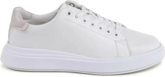 Calvin Klein Witte leren sneakers uit Indonesië