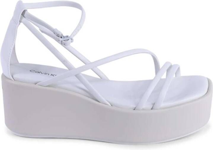 Calvin Klein Witte MultiStrap Sleehak Sandalen