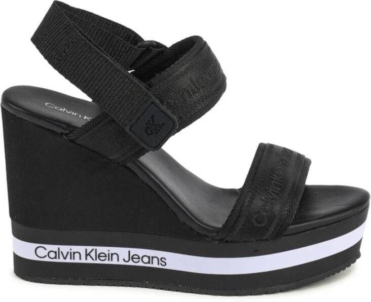 Calvin Klein NU 21% KORTING Sleehaksandaaltjes NATALIA 1D met logo opschrift op de loopzool - Foto 3